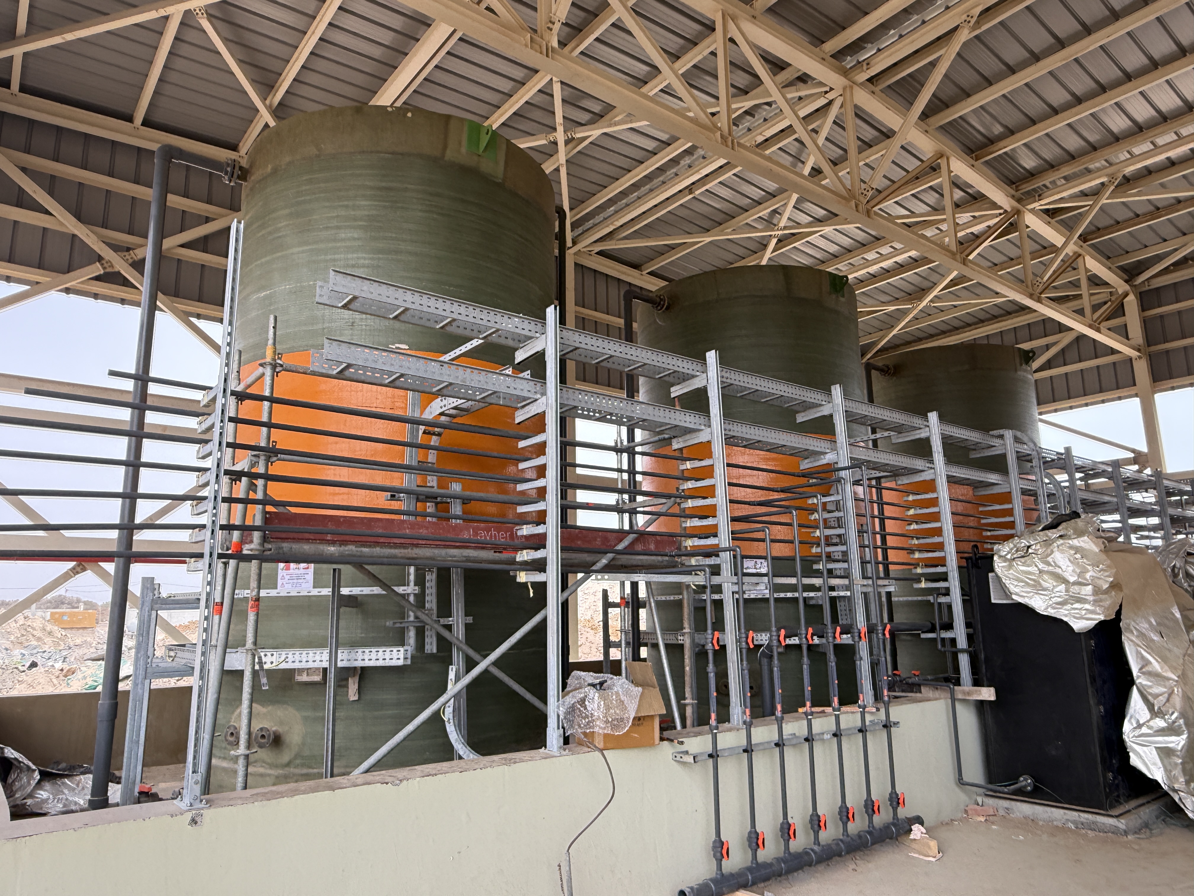 Installation industrielle de pointe pour le transport de fluides